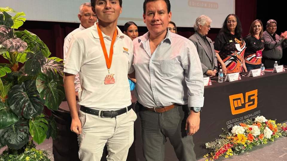 Seleccionan a alumno de Cobach Sonora para Olimpiada Iberoamericana de Física